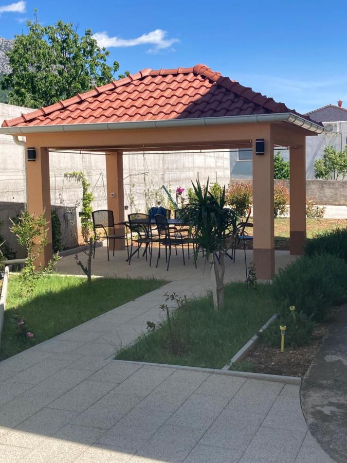 Apartment Vedran Kastela Exterior photo