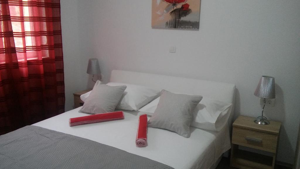 Apartment Vedran Kastela Exterior photo